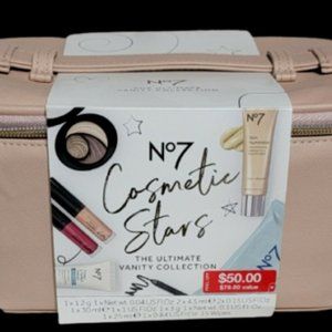 BNWT No 7 Cosmetic Stars The Ultimate Vanity Collection 8 pc Set w/Makeup Bag